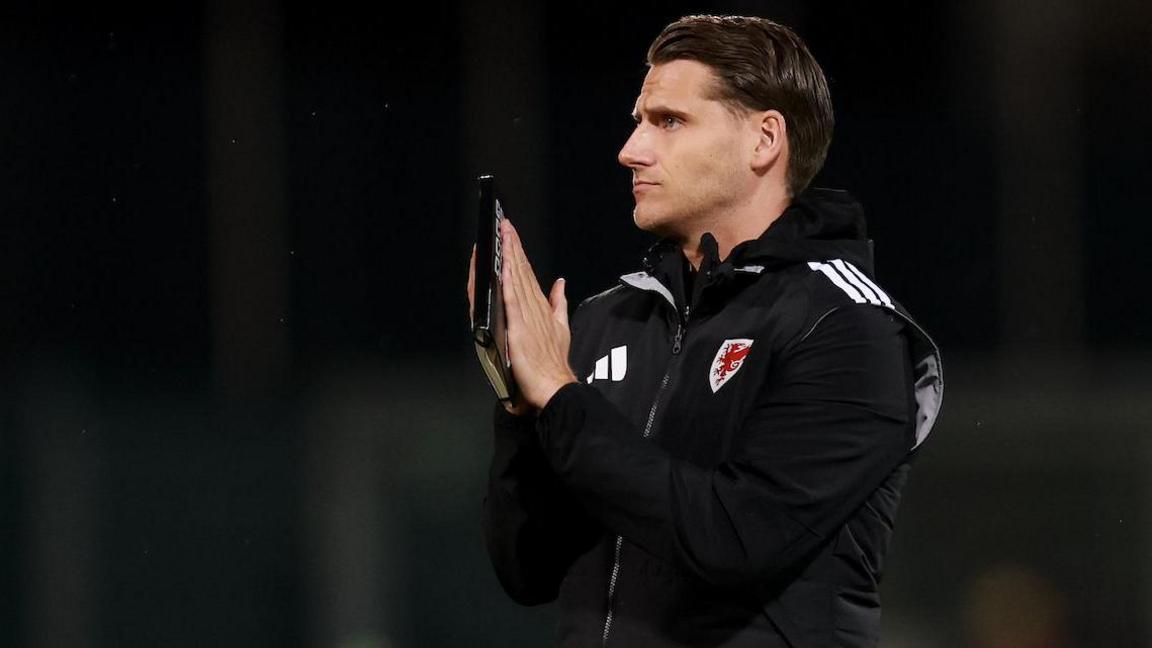 پیروزی کم‌جان ولز مقابل لیختن‌اشتاین؛ کرمرز جایگزین بلَمی محروم شد